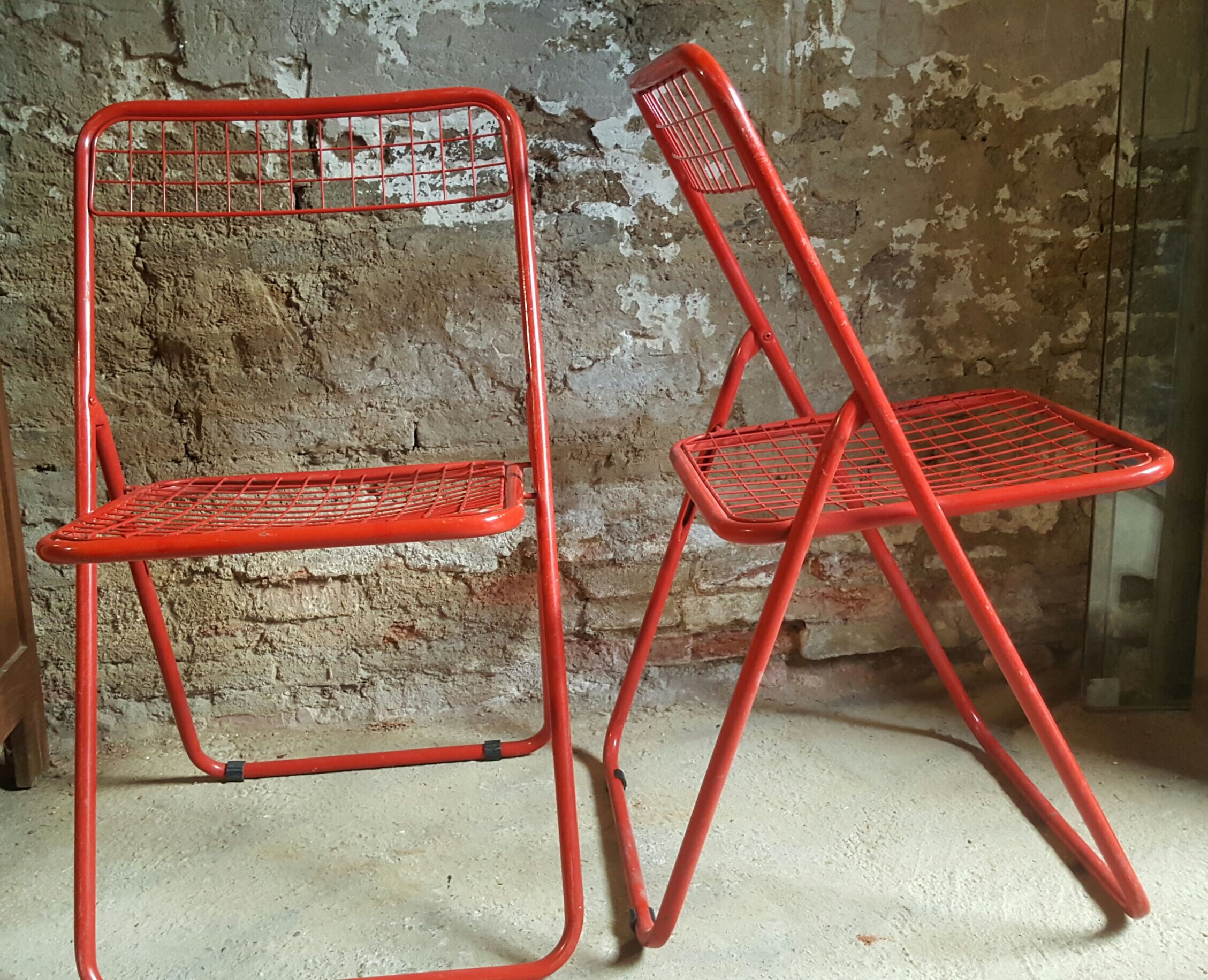 Folding chairs 80