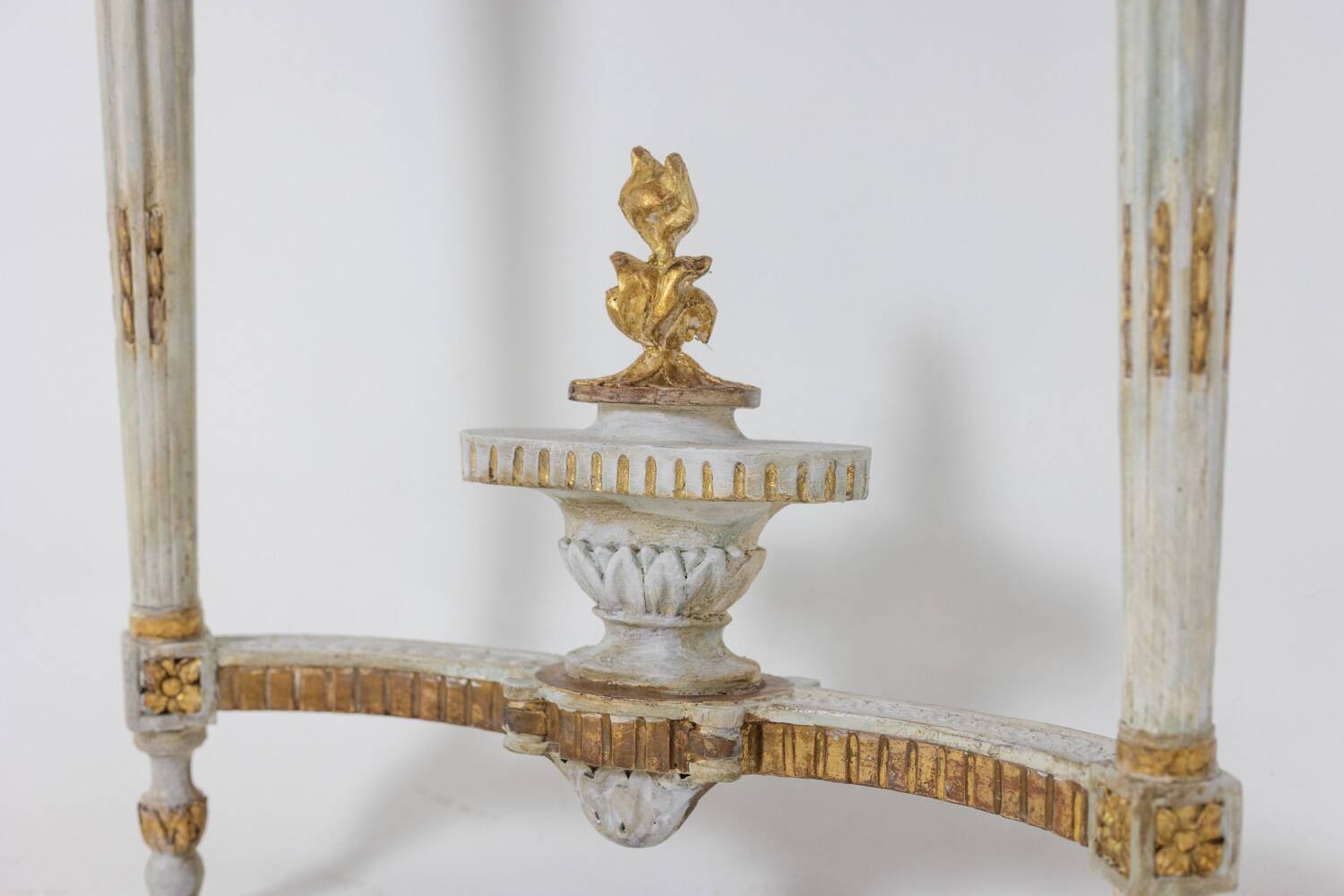 Malot. Pair of lacquered consoles from the Louis XVI period. Circa 1780.