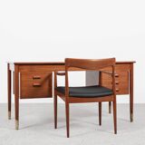 Midcentury Danish desk in teak by Børge Mogensen for Søborg Møbelfabrik 1960s