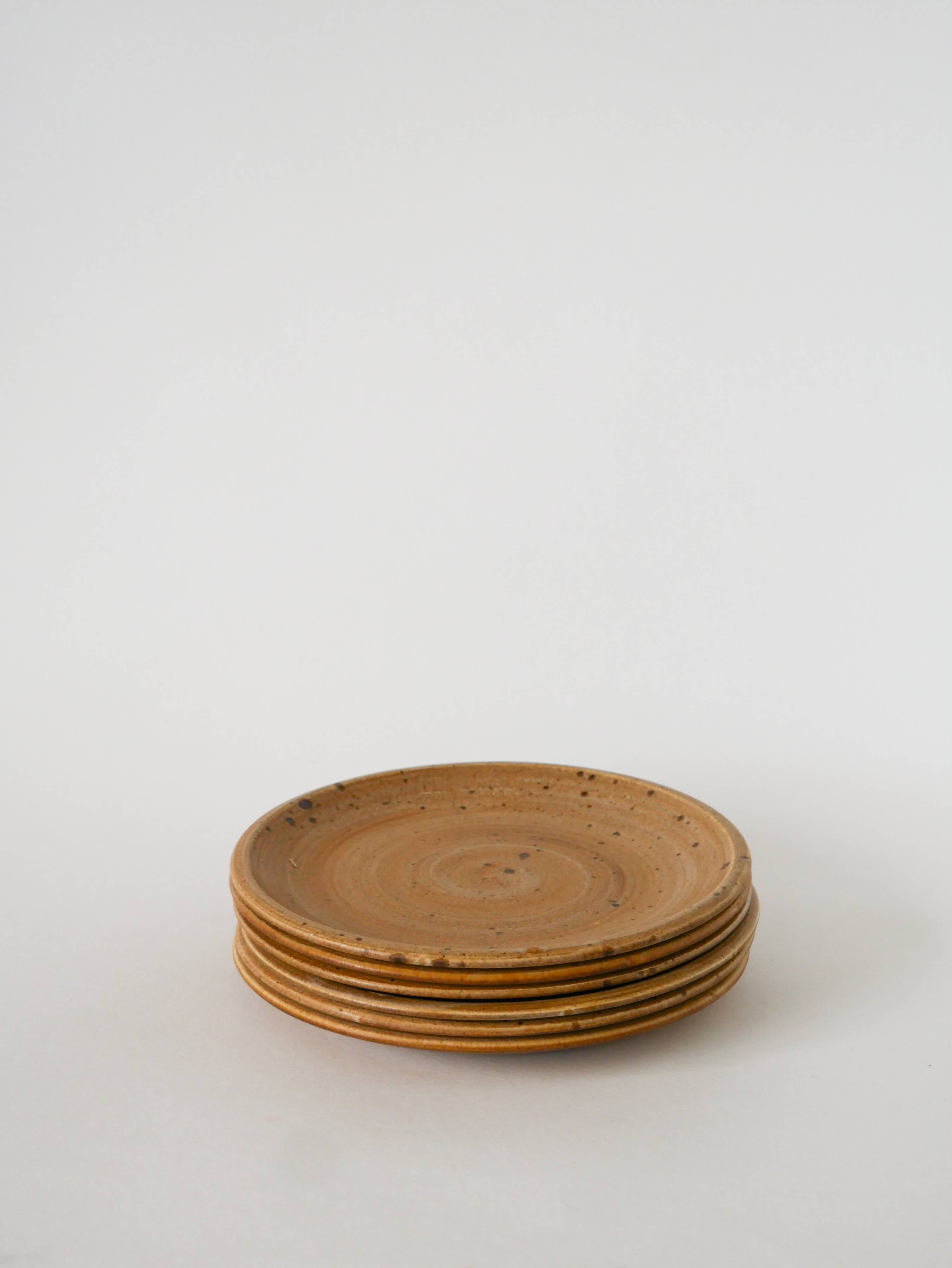 Set of 6 speckled stoneware dessert plates, handmade, 1970.