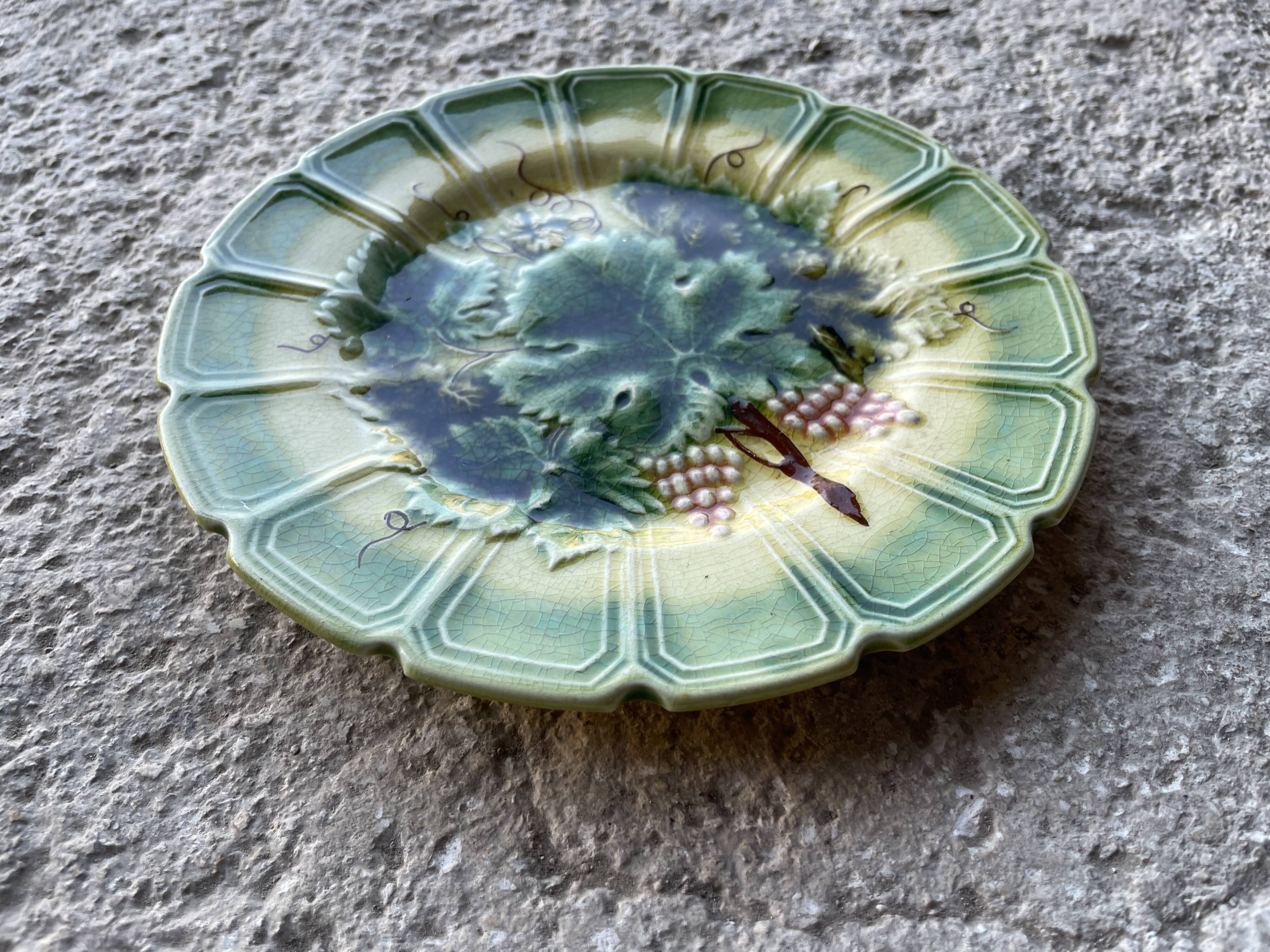 Sarreguemines barbotine dessert plate