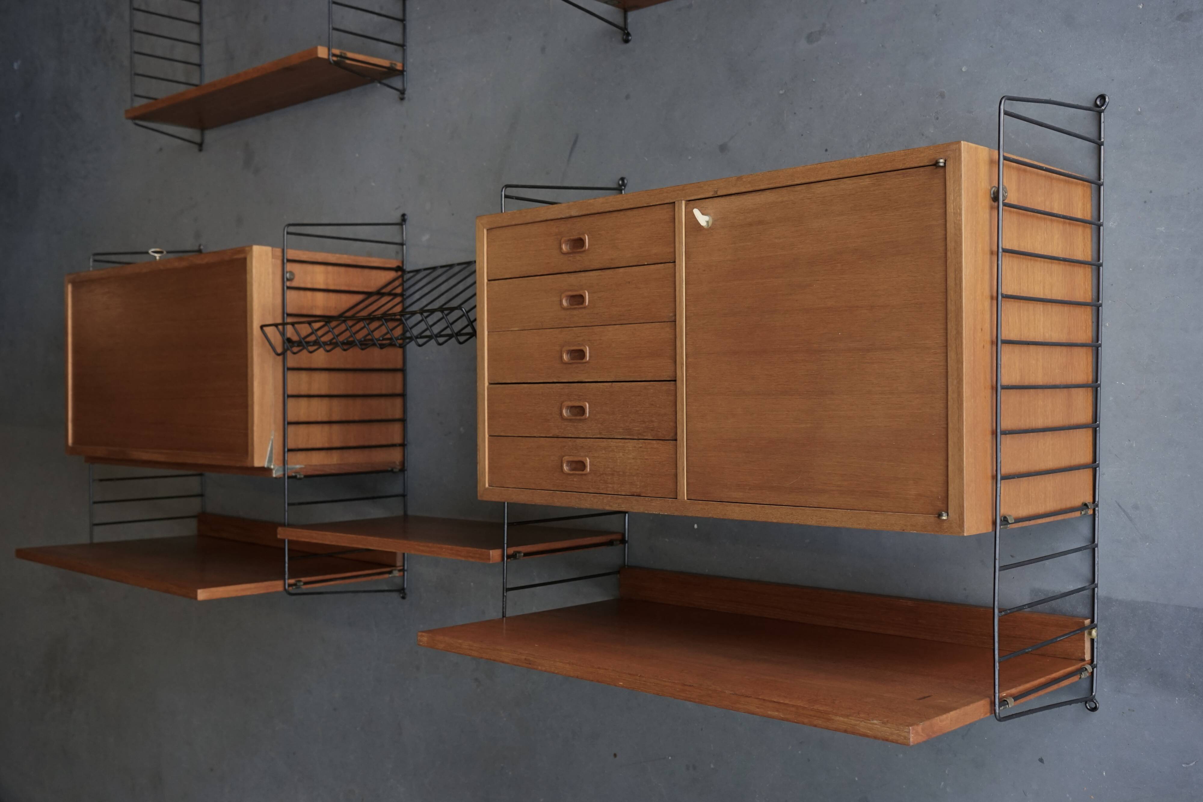 Etagère murale vintage par Nisse Strinning pour String AB, années 1960