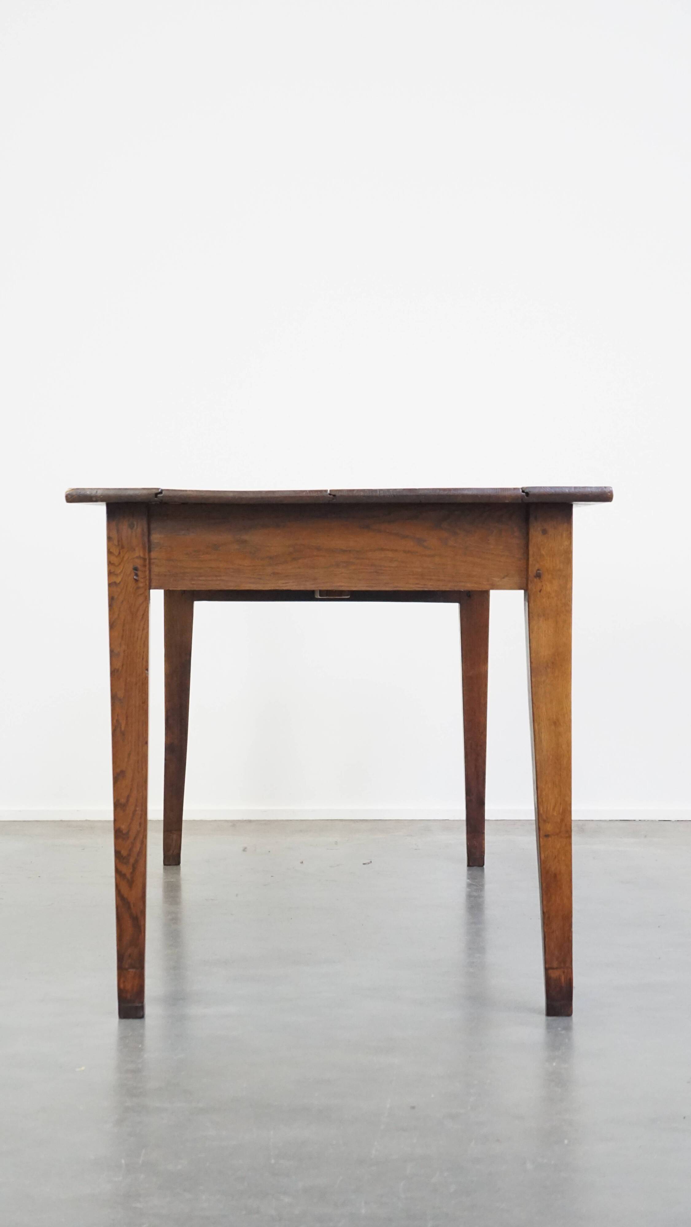 Table de ferme en chêne 2 tiroirs, début du 19e siècle