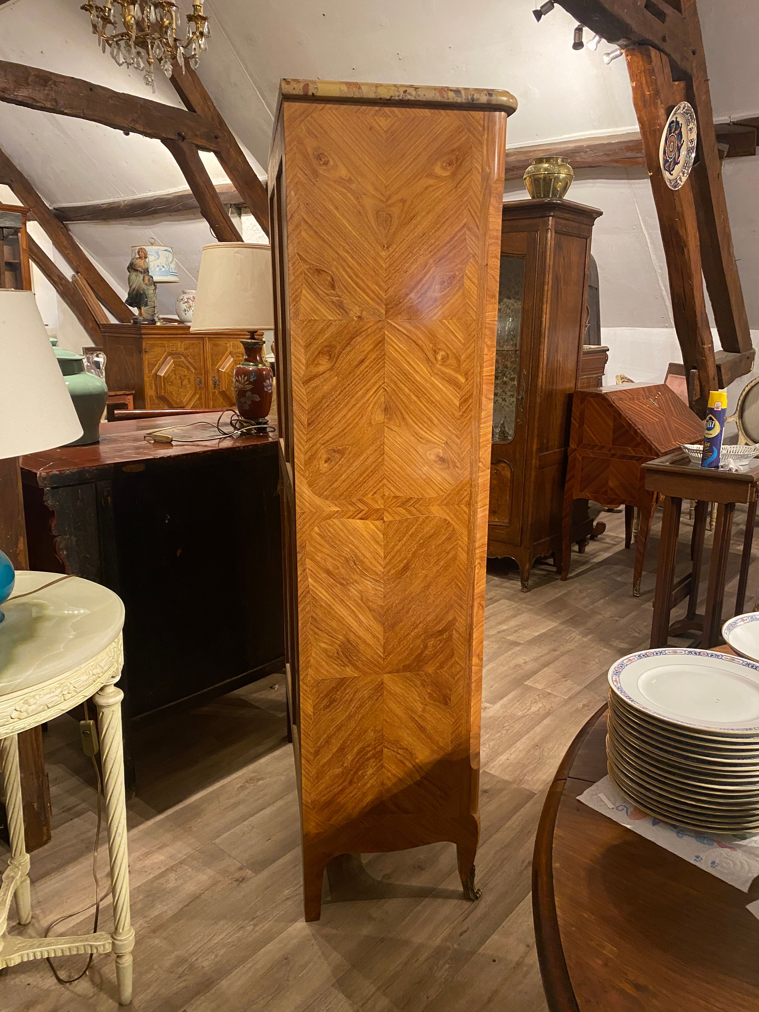 Semainier in rosewood veneer style louis XV Louis XVI