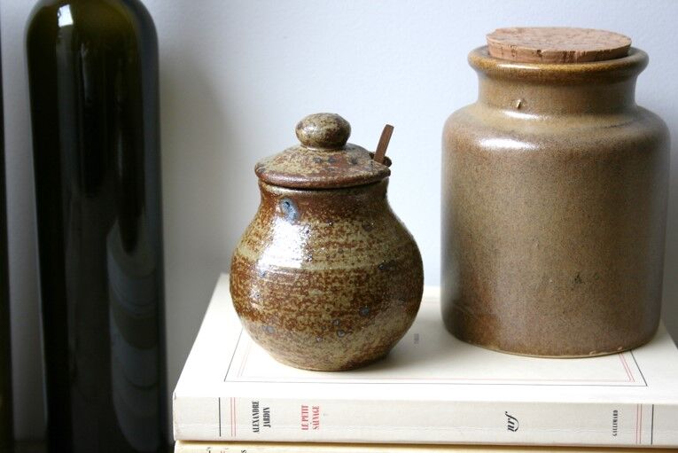 Pyrite sandstone pot