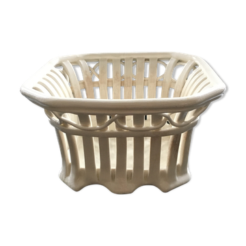 Lattice ceramic cache pot
