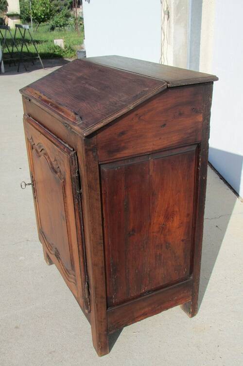 Very old pulpit, oratory