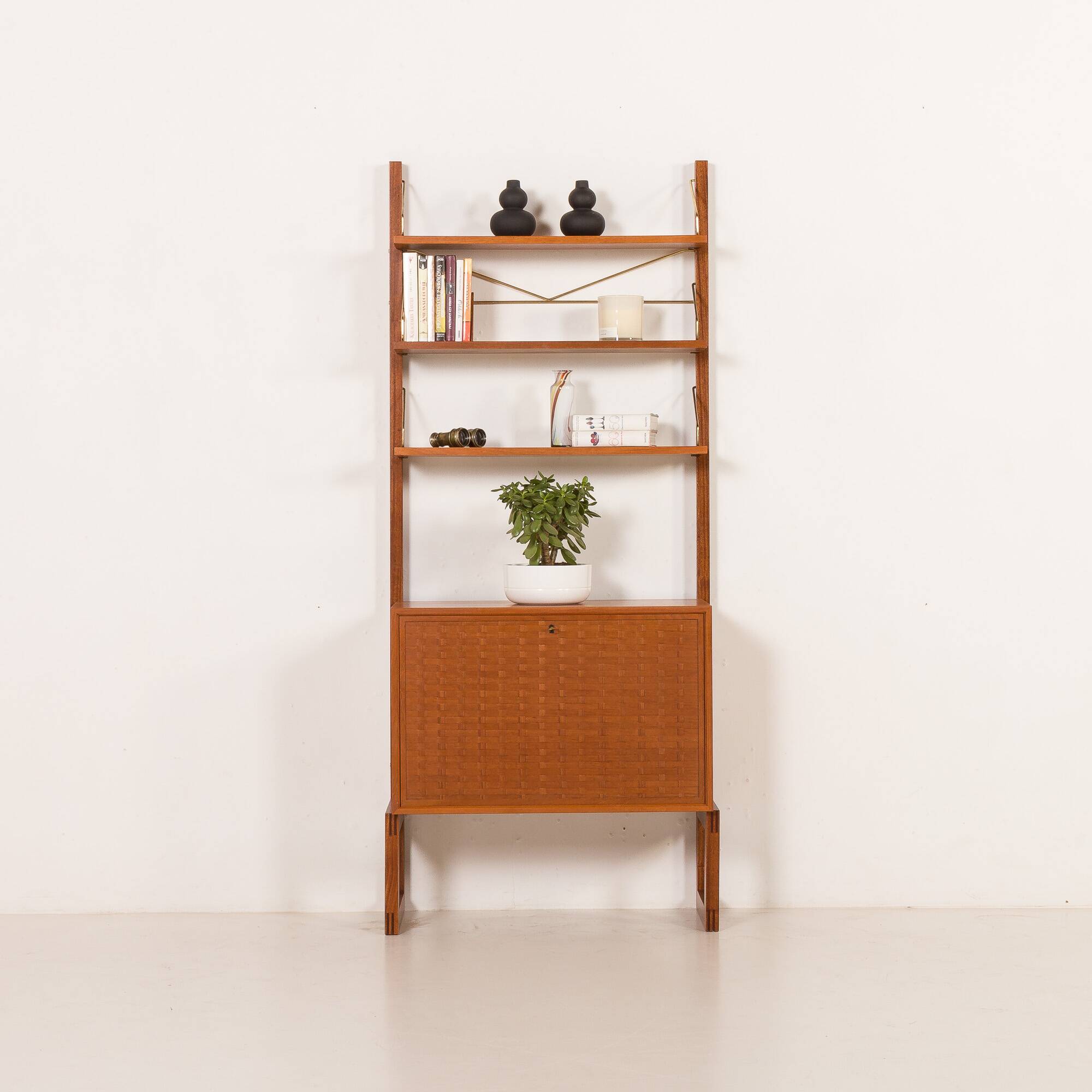 Poul Cadovius free standing wall unit for Cado, 1960s
