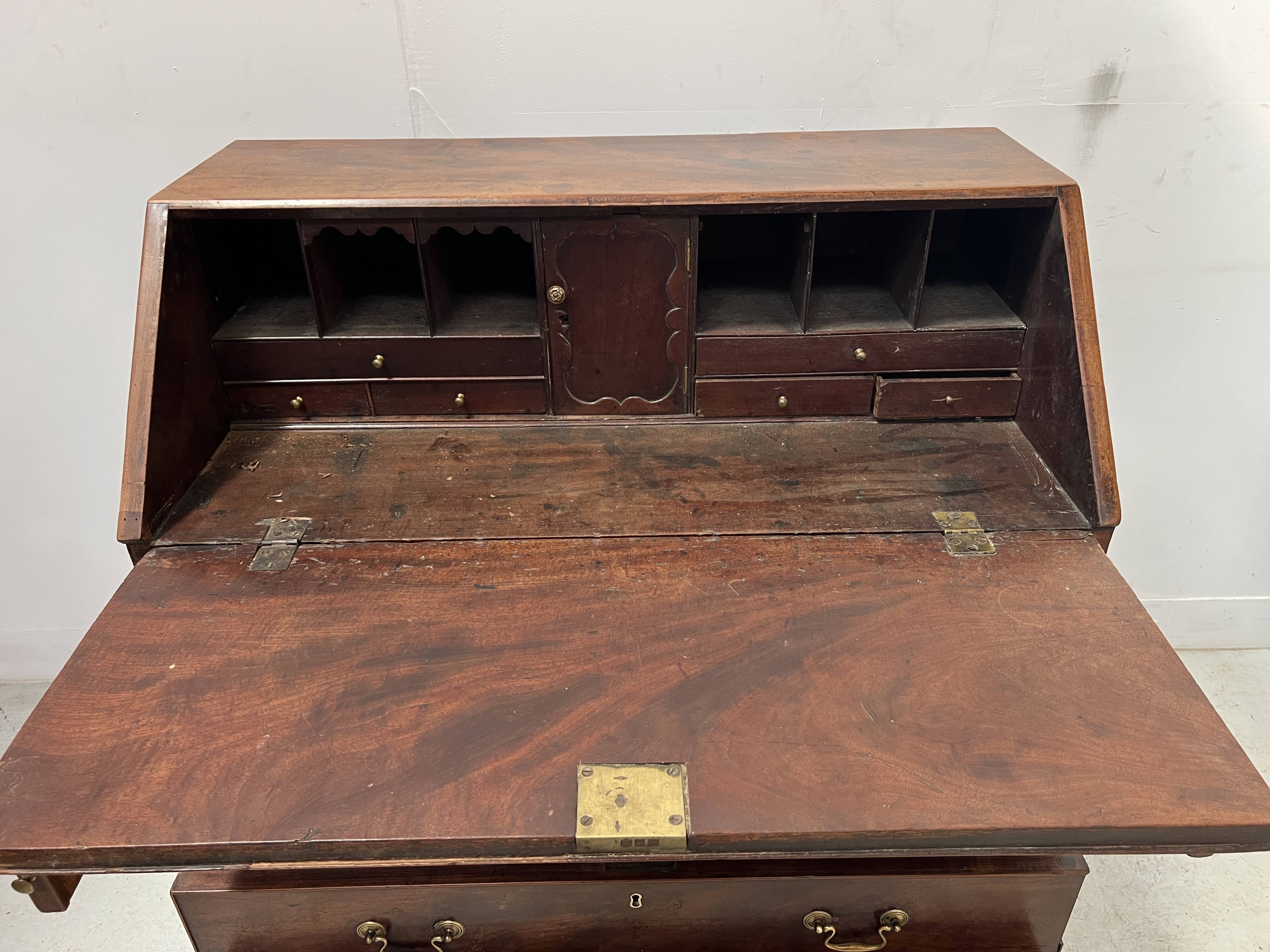 English style mahogany and veneer 19th century slope desk