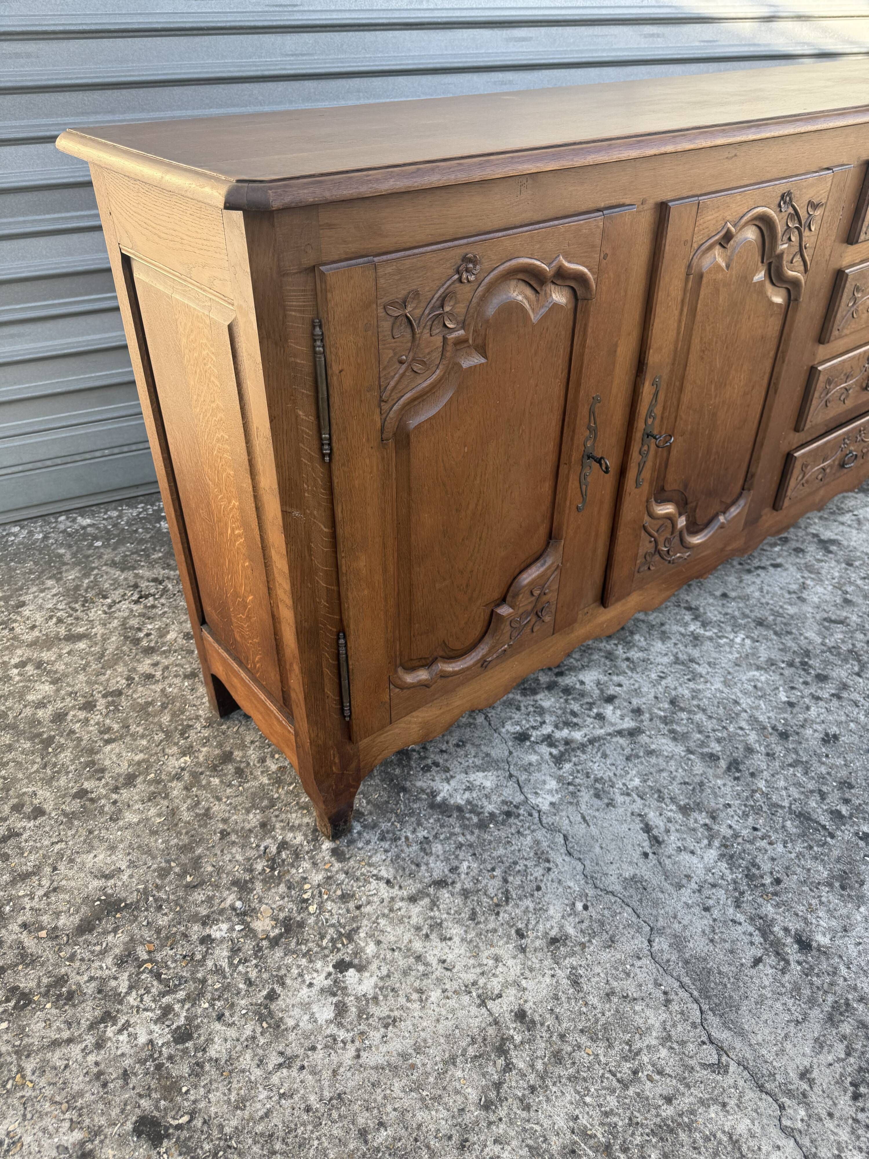 Picard enfilade in Louis XV style made of solid oak.