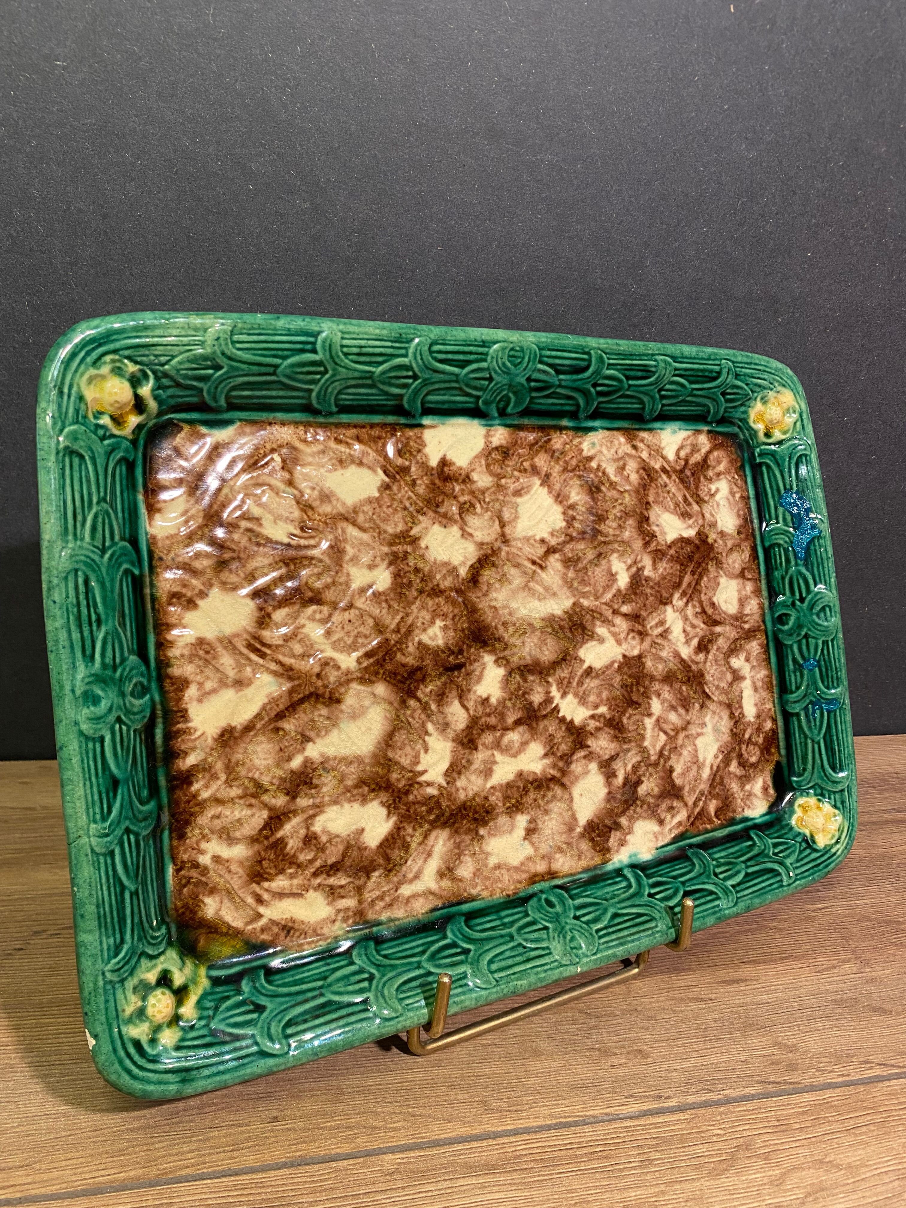 Plateau, flat in slip late nineteenth early twentieth