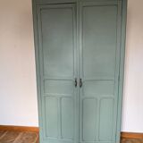 Armoire parisienne vert demoiselles