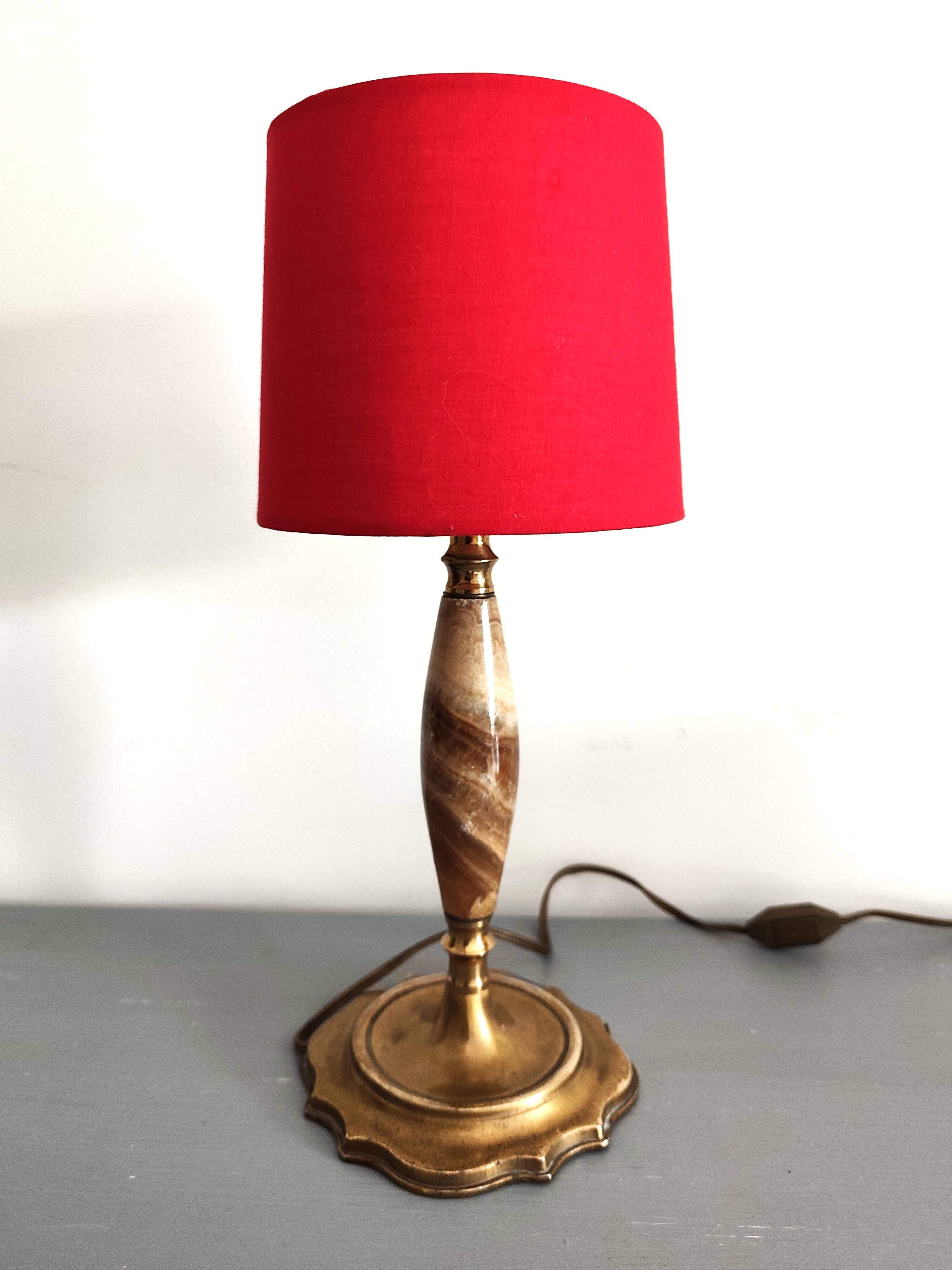 Art Nouveau lamp in alabaster and gilded metal