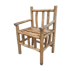 Fauteuil art-populaire en bois