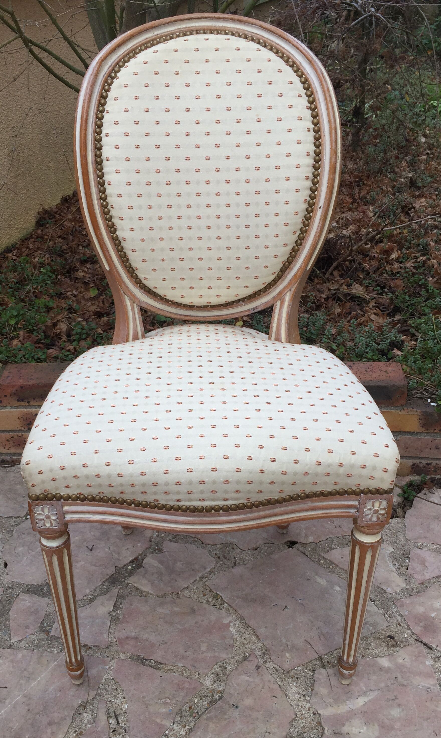 Set of three chairs Louis XVI