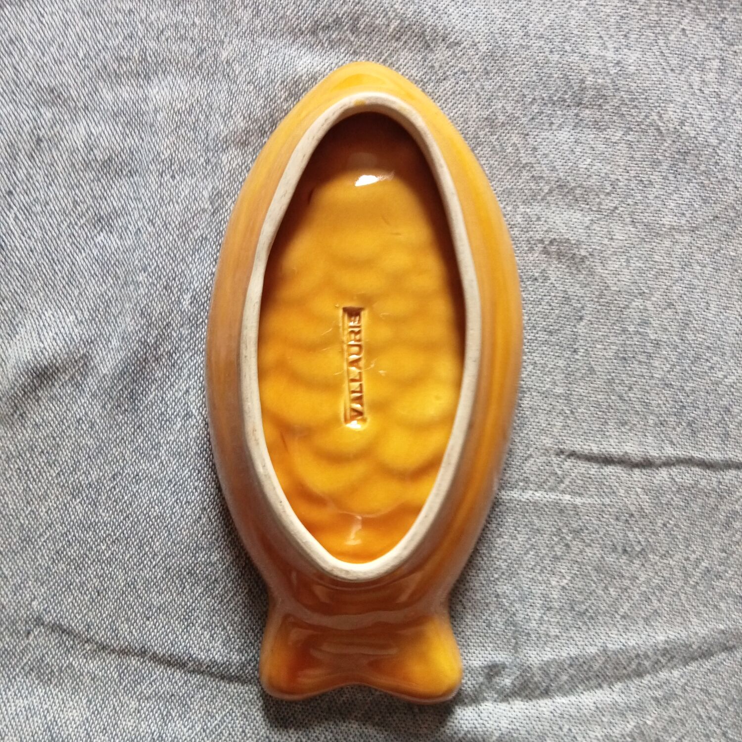 Vallauris pocket emptier