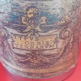 Ice bucket of the years 70. World map.