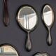 Collection antique du 19ème siècle de vingt-cinq miroirs à main en bois