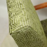 Fauteuil Art déco en jacquard géométrique vert par Kropacek Kozelek 1950