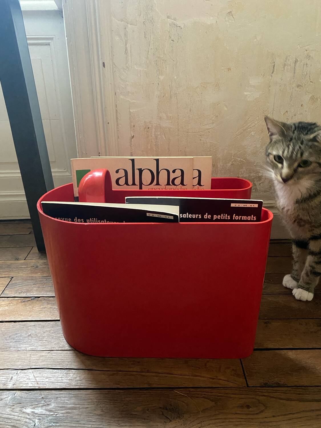 Magazine holder Rodolfo Bonetto space age 1960