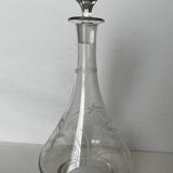 Carafe en verre gravé