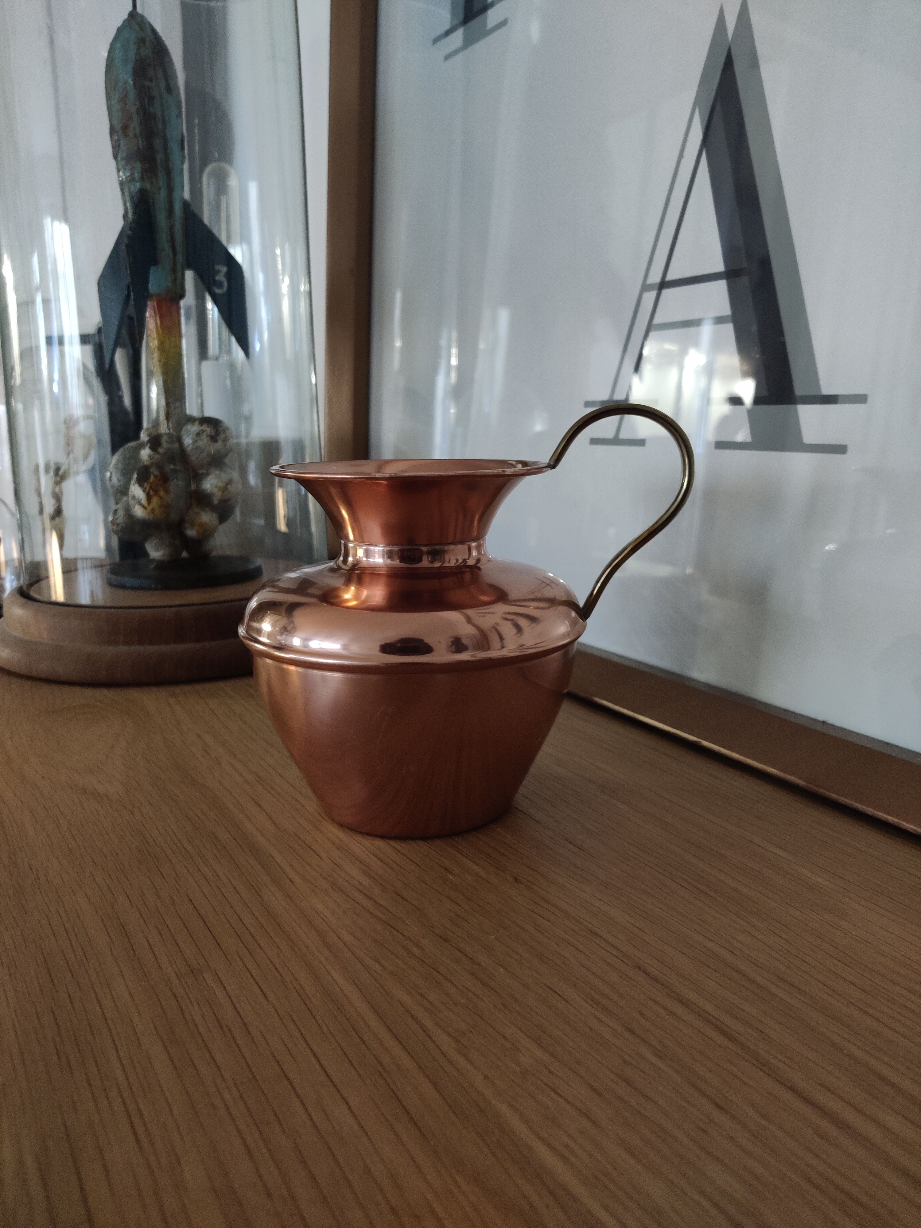 Vase en cuivre