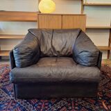 Niels Eilersen lounge chair in leather, Denmark 1960s