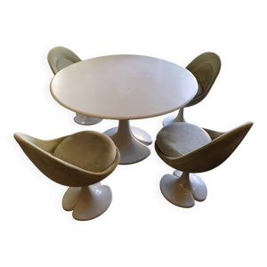 Ensemble table et chaises - tulipe