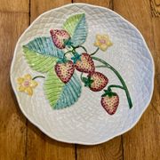 Assiettes en barbotine