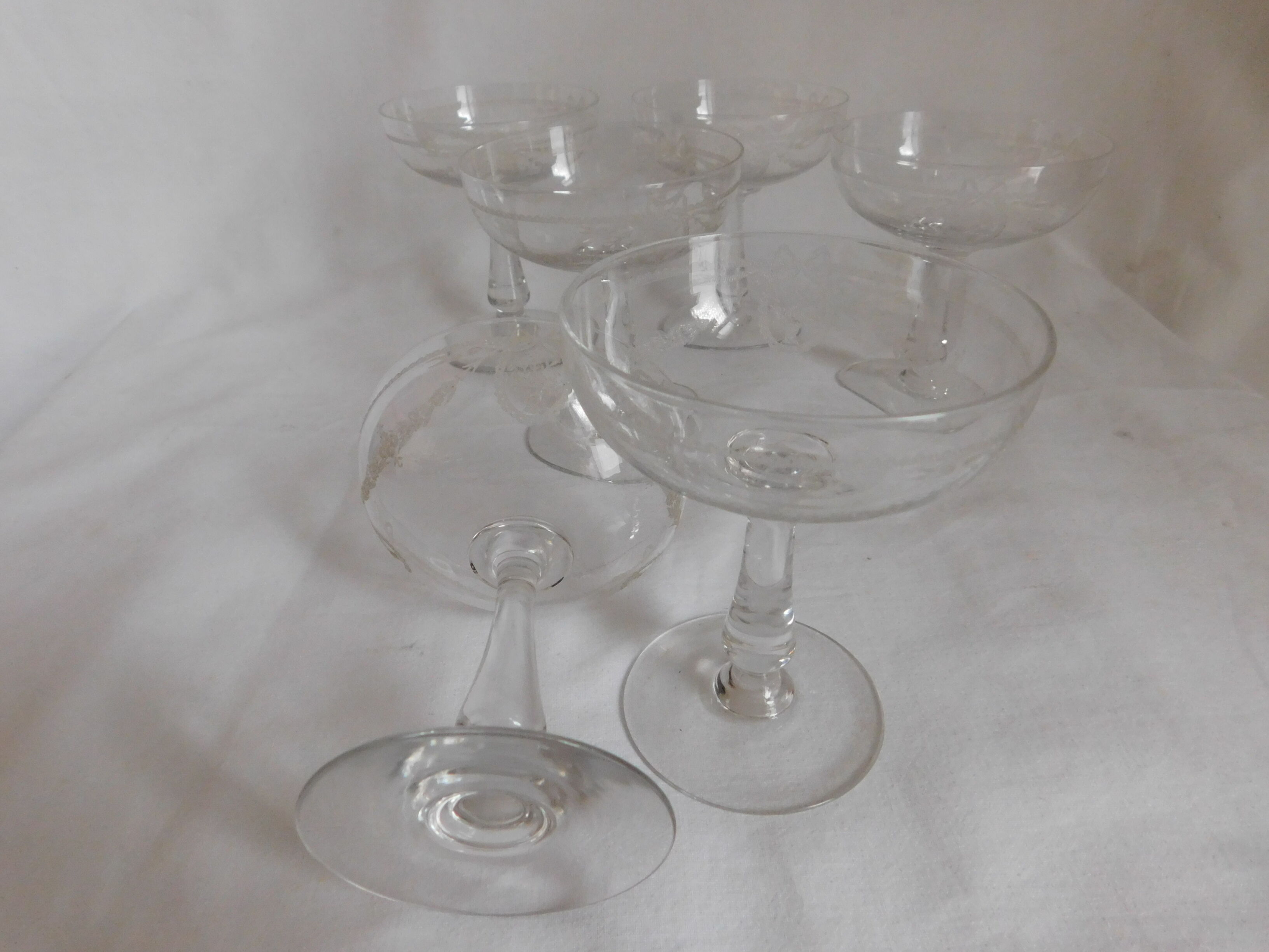 6 coupes à champagne Saint Louis  modèle Sapho cristal gravé