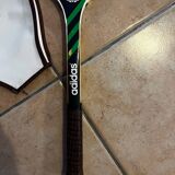 Ancienne Raquette de Tennis Adidas ADS 030 + Pochette de Protection –