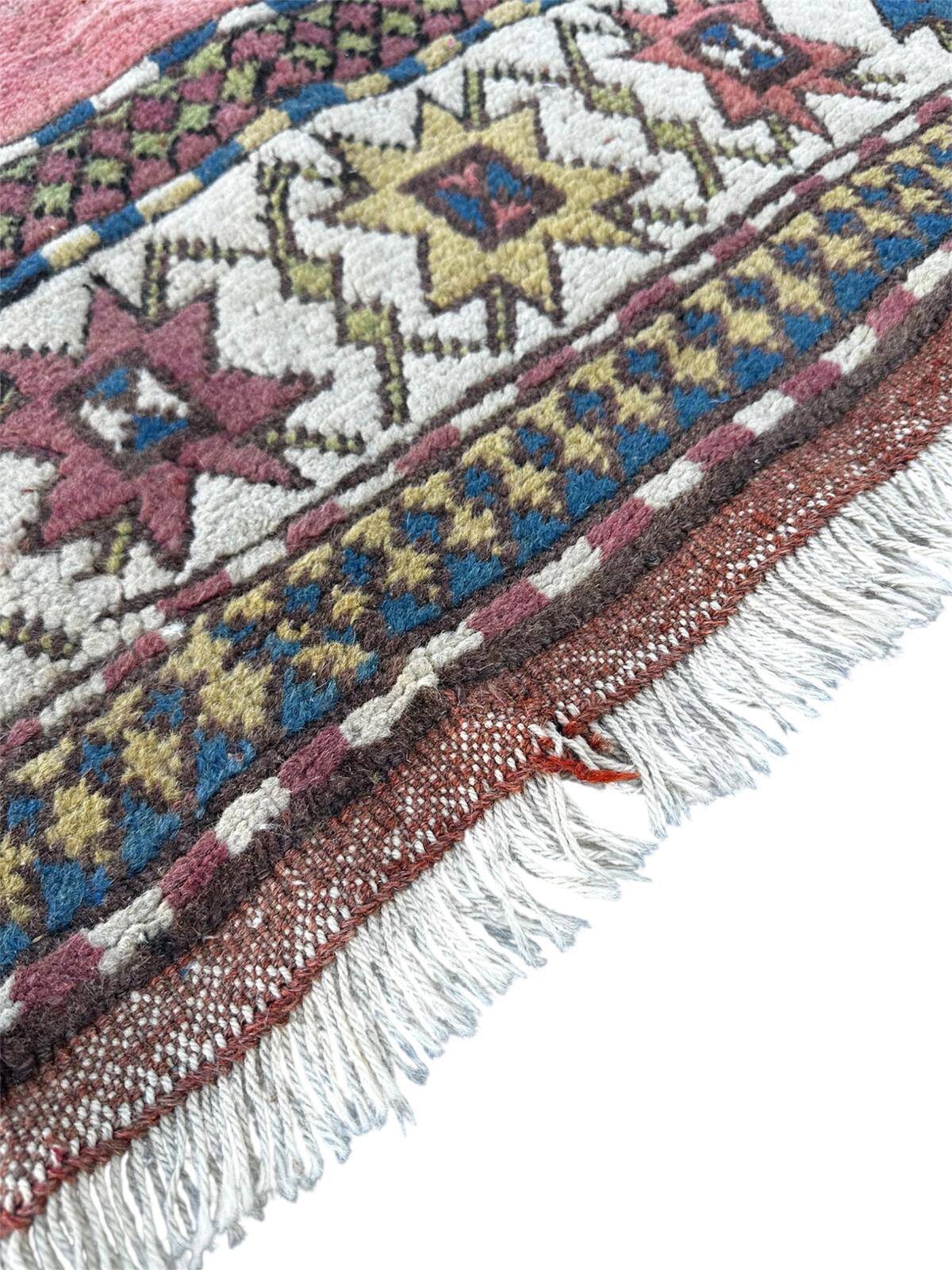 Handmade Turkish rug 140cm x 190cm