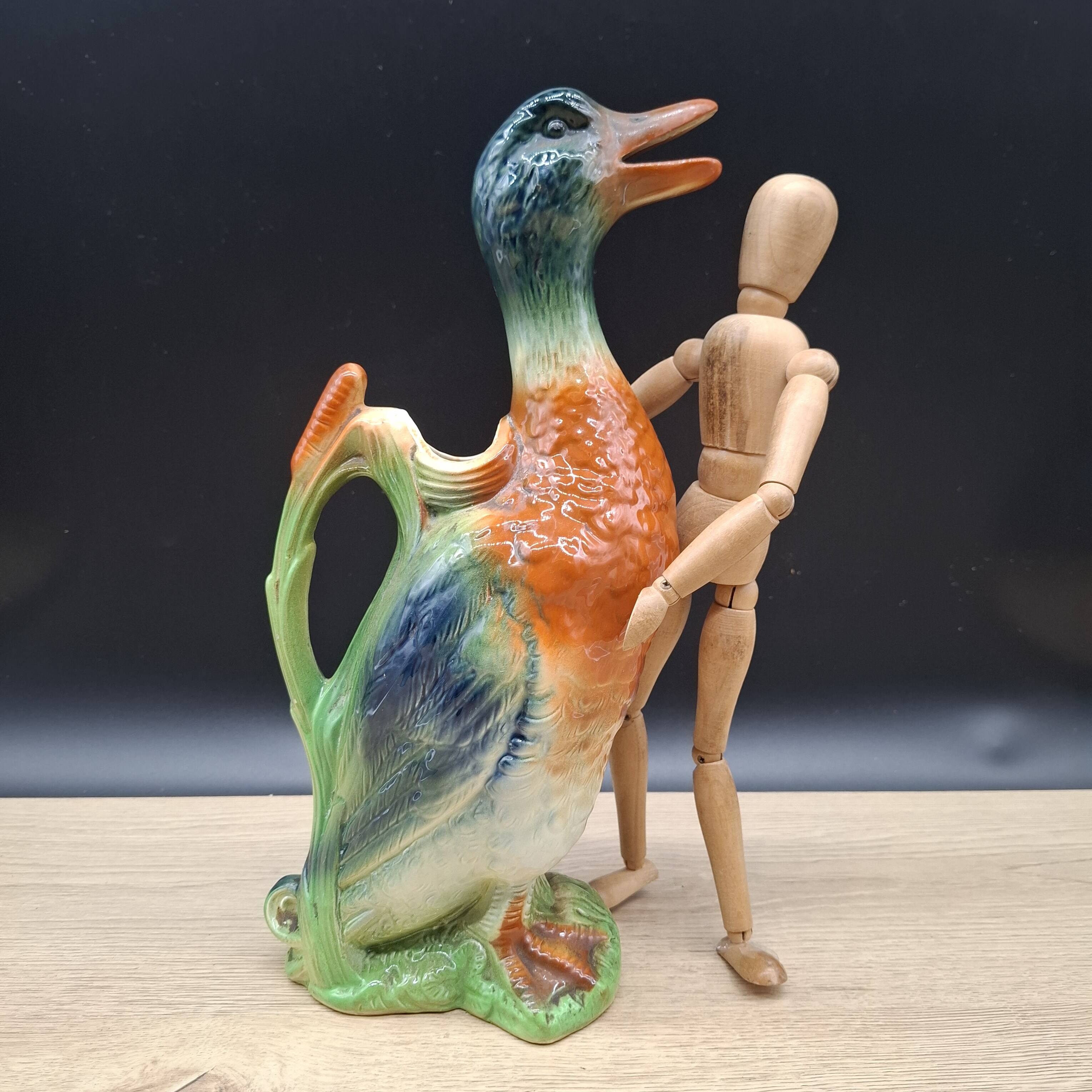 Saint Clément duck carafe pitcher