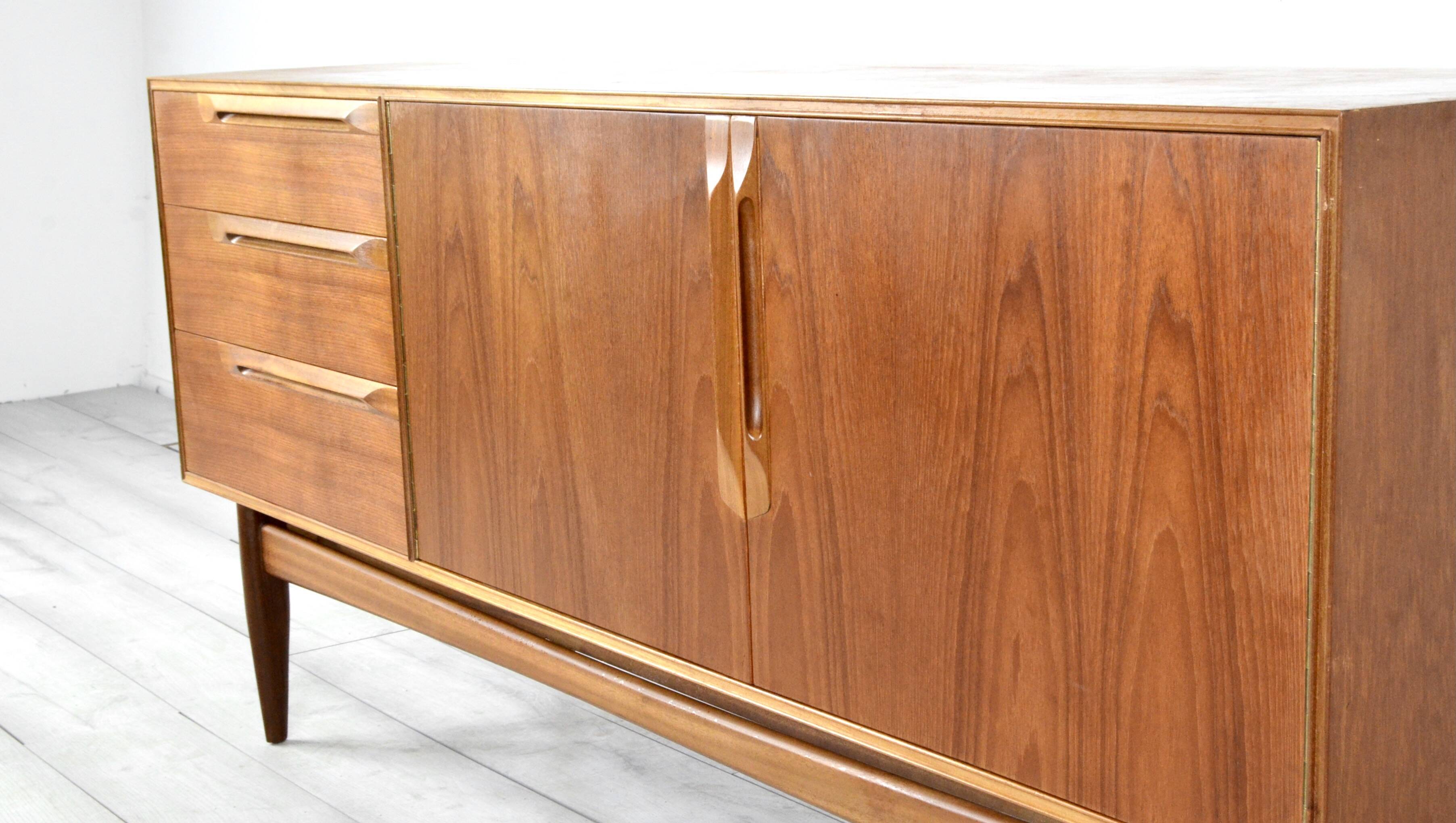 Rare Vintage Midcentury Mc Intosh Teak Sideboard / Long John.