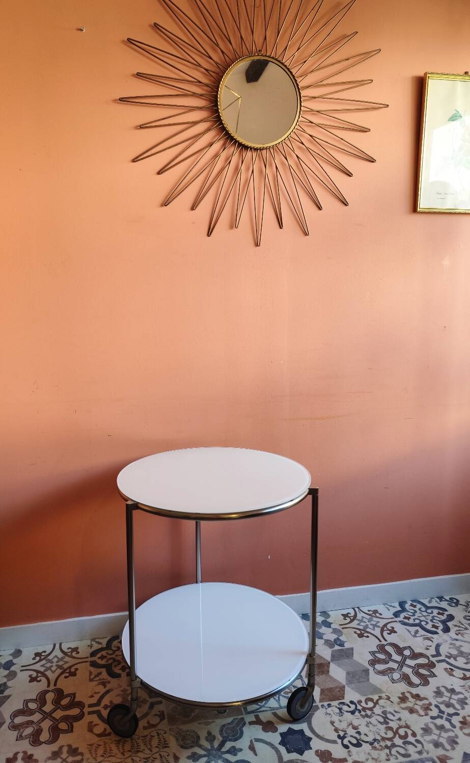 Vintage design dessert table