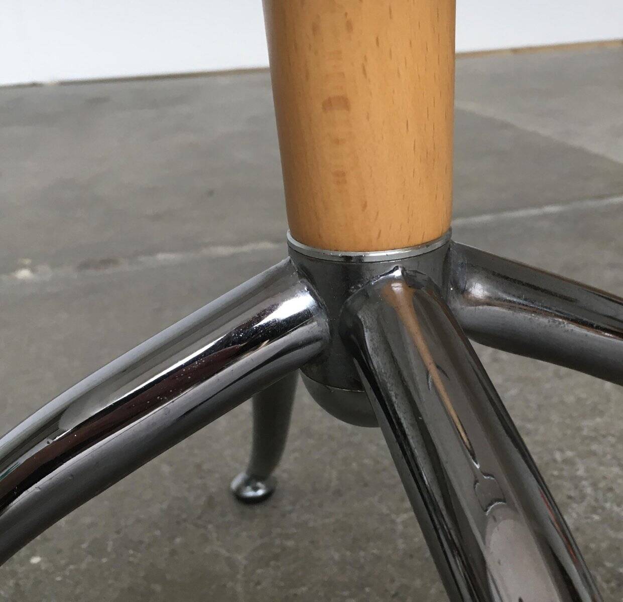 Vintage Italian postmodern coat rack by Calligaris.