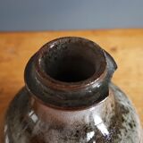 Vase in Poncé sandstone signed