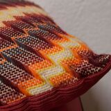 Zigzag cushion 70