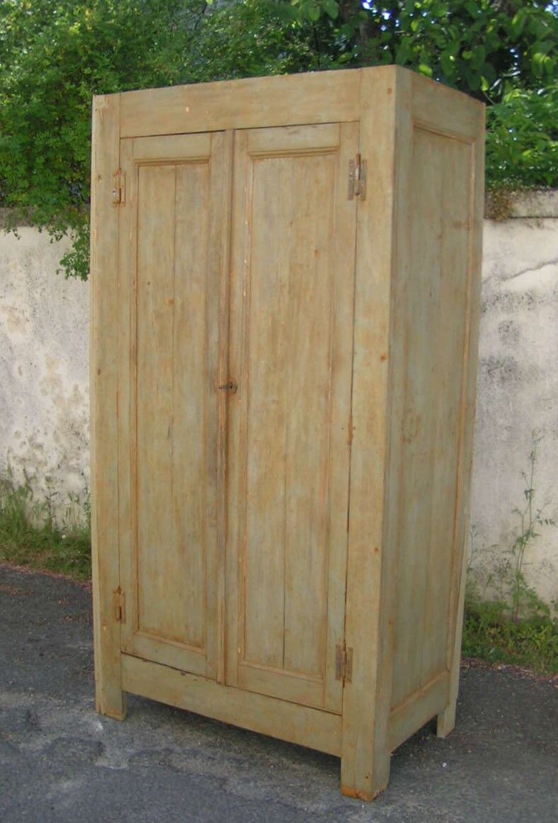 Wardrobe "Parisian"