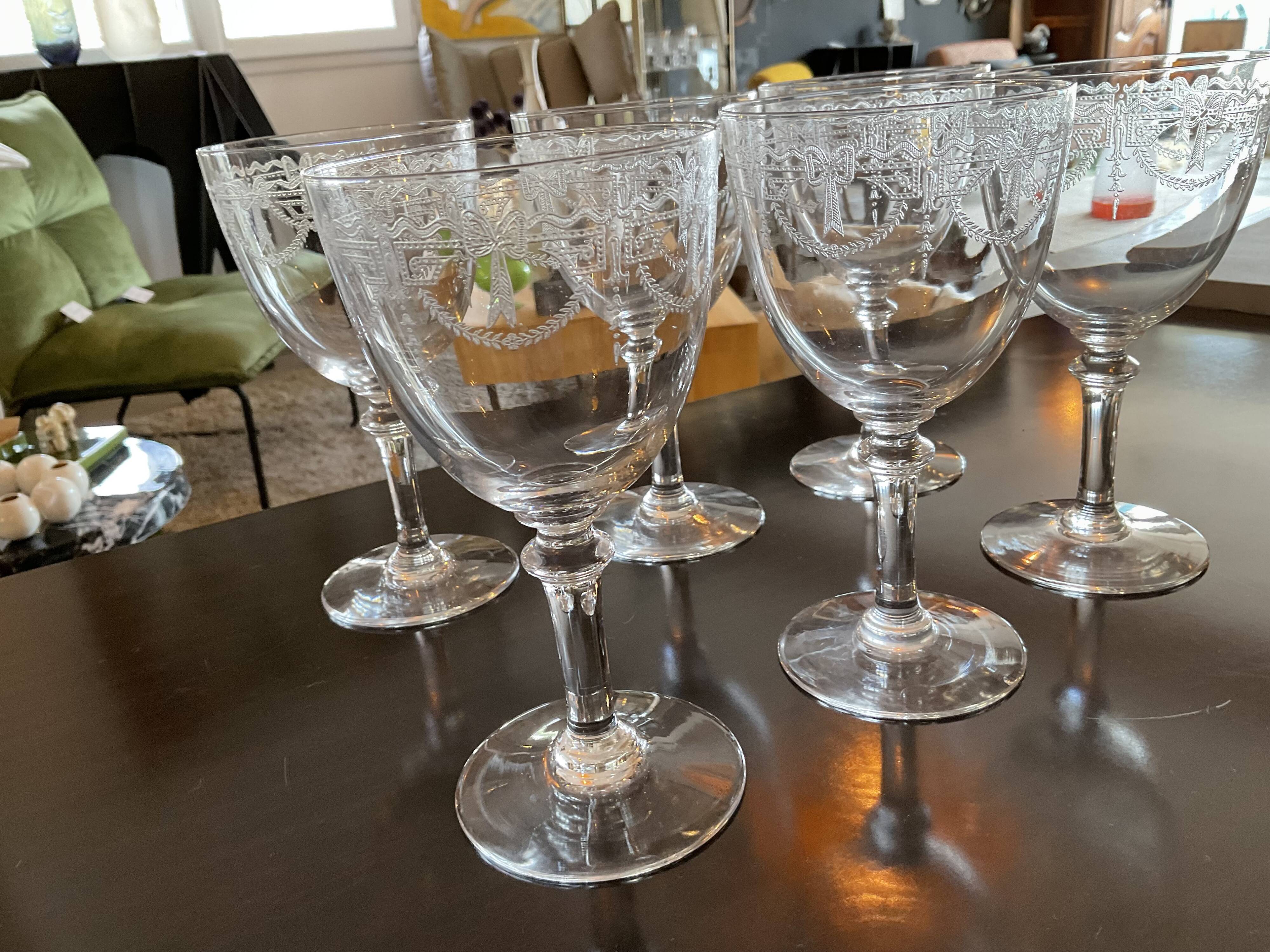 6 verres à eau . cristal saint louis . model millet art deco