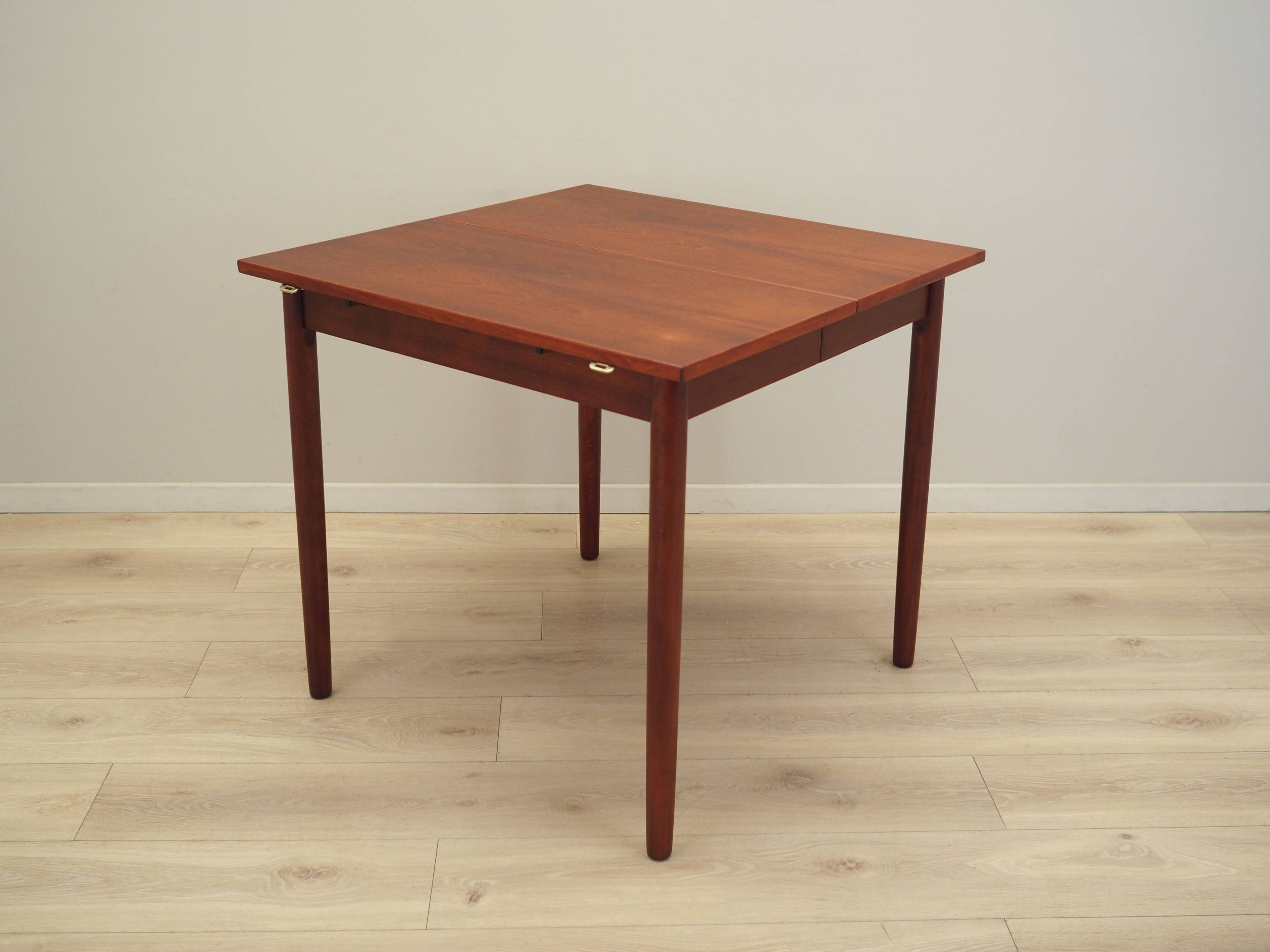 Mahogany table, Danish design, 1970s, production: Denmark