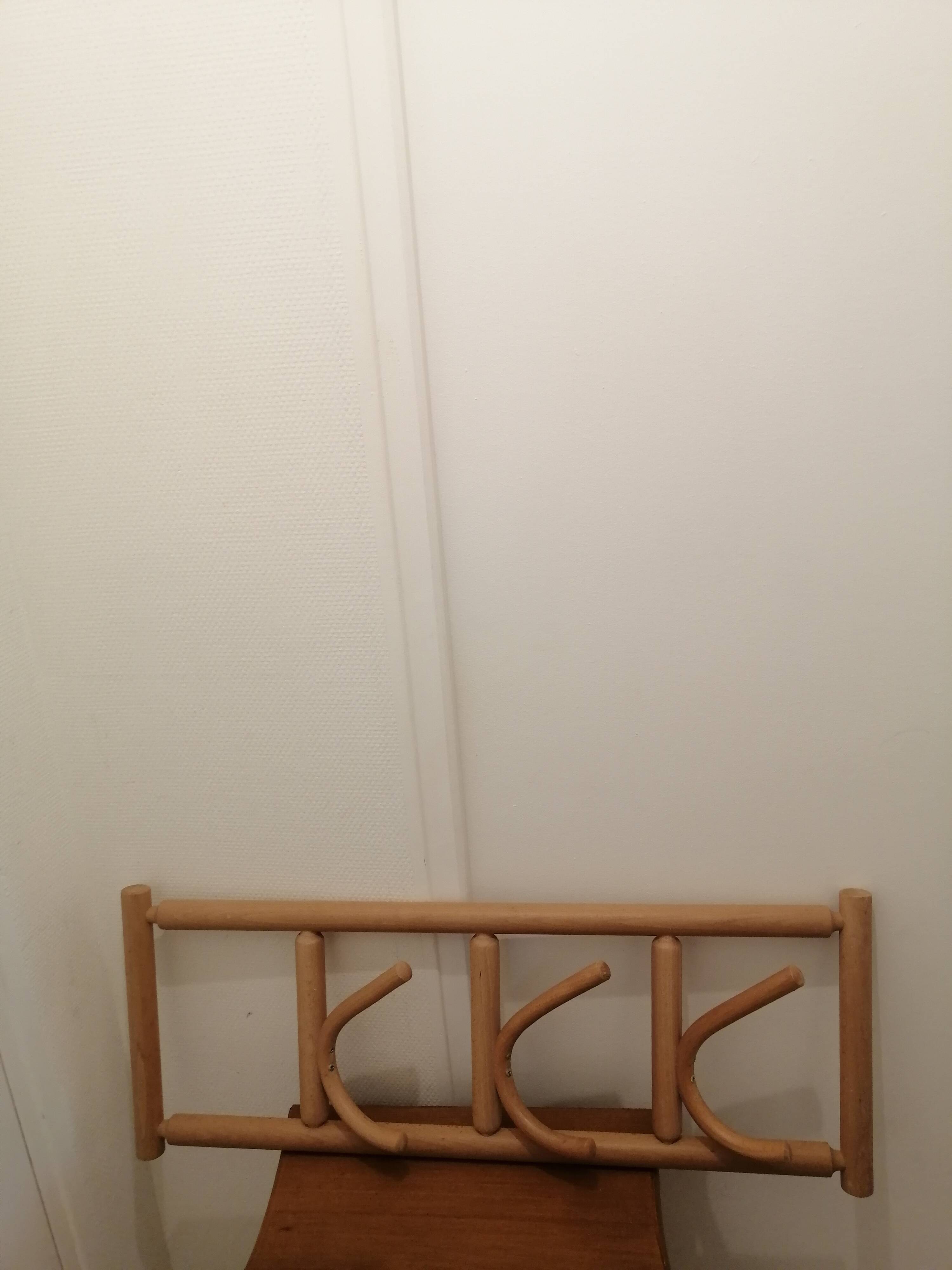 Vintage curved wood wall coat rack by ton cechoslovakia 1980
