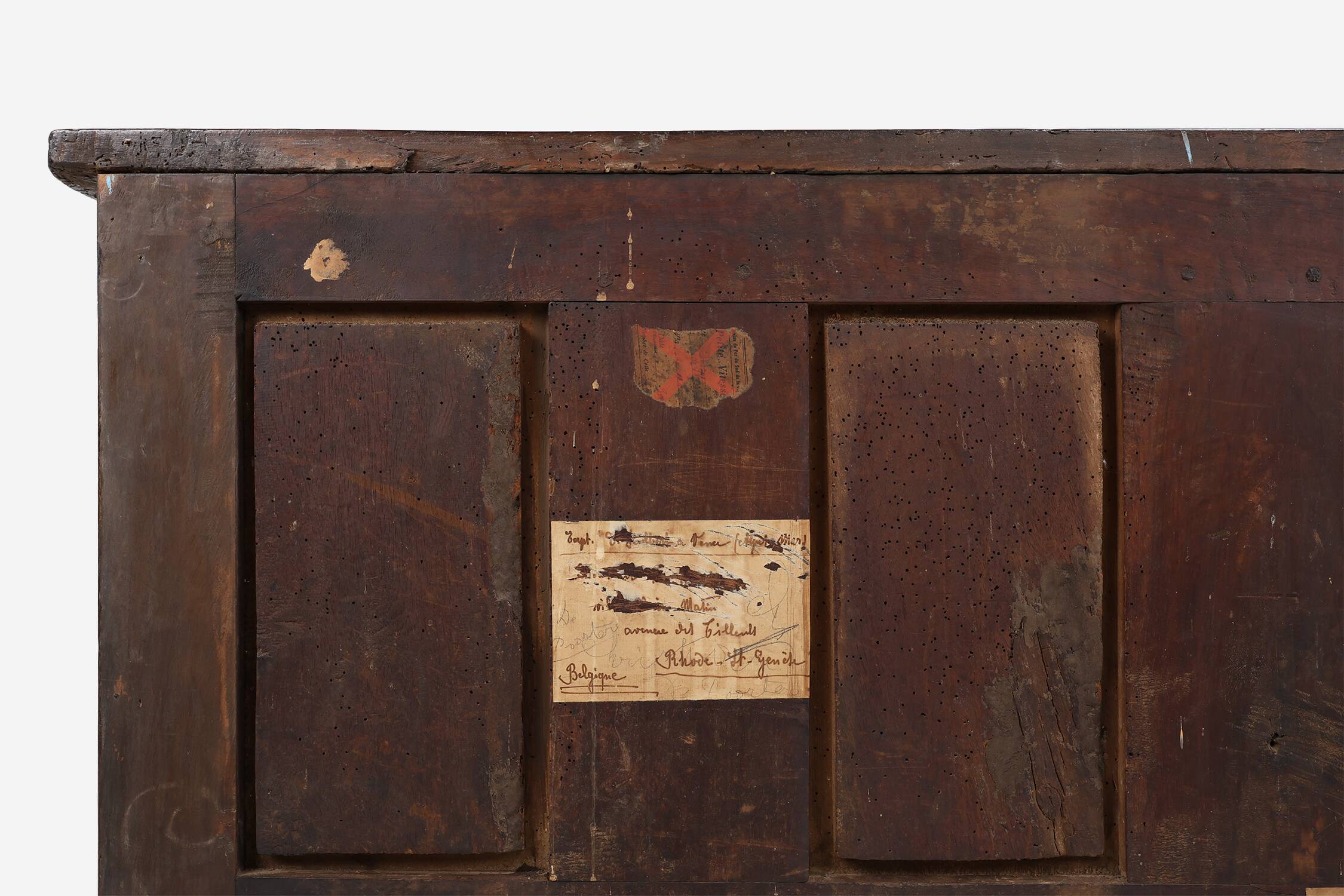 Antique 16th century Spanish carved cabinet in oak.