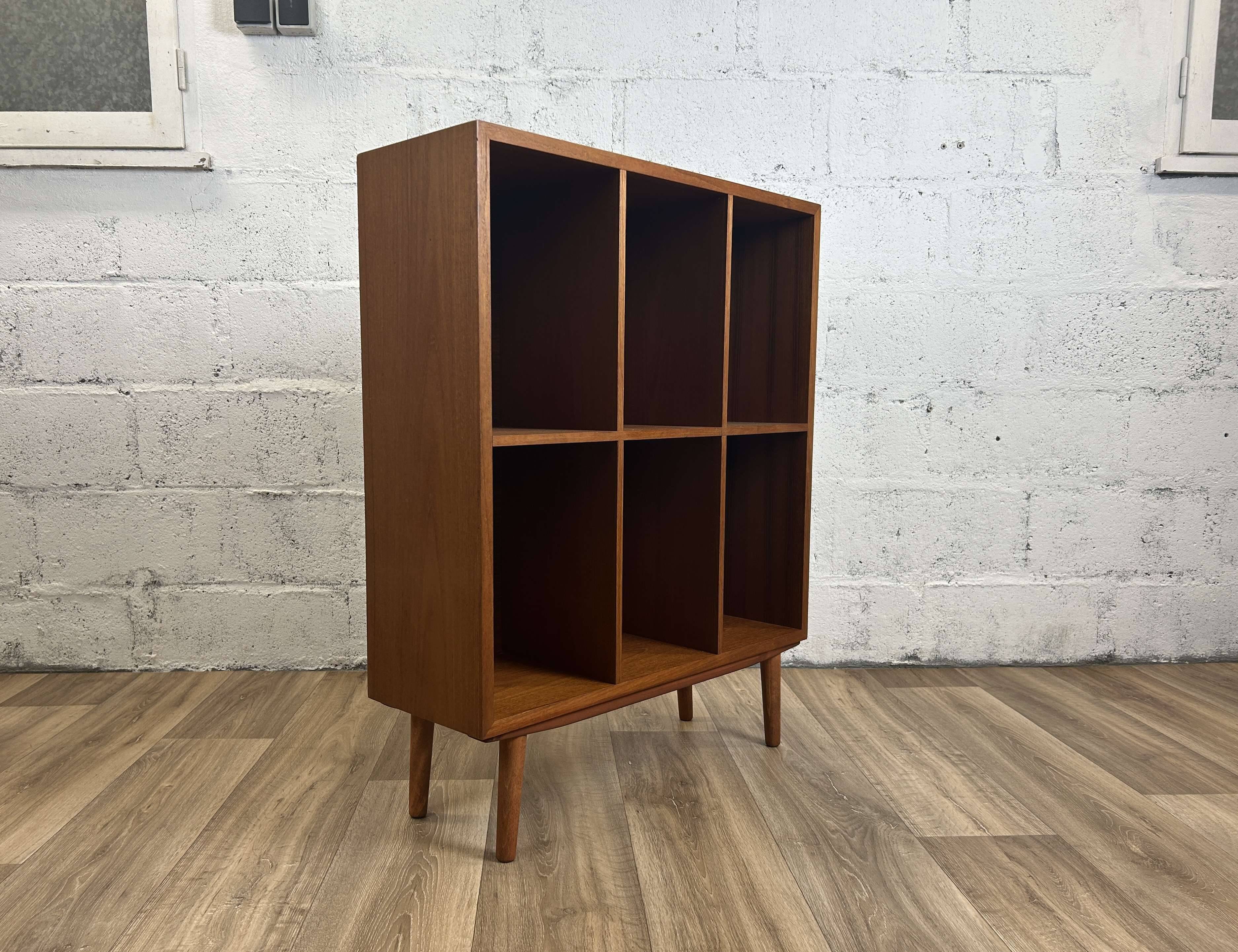 Bibliothèque scandinave vintage en teck, années 60
