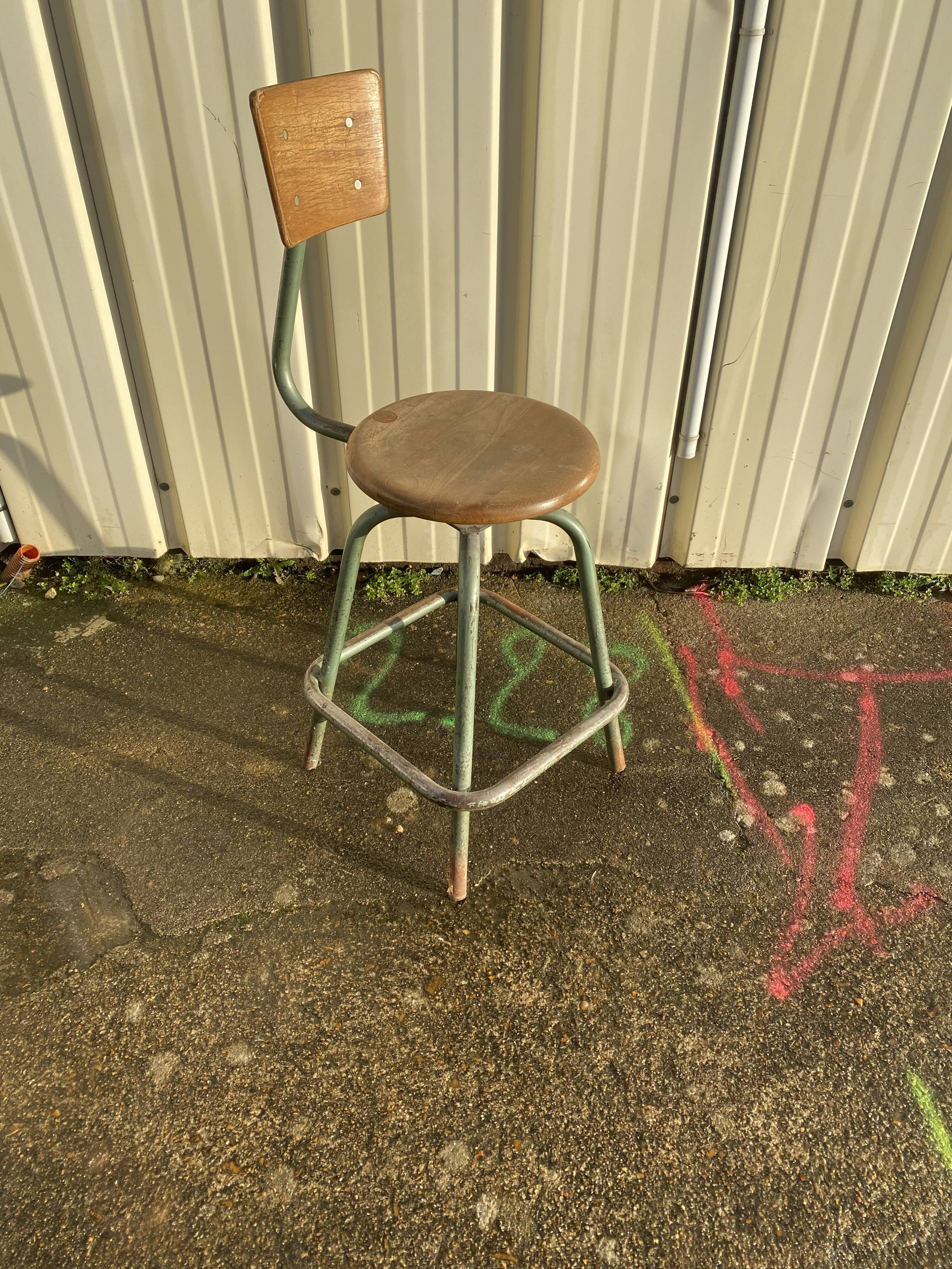 Chaise haute industriel