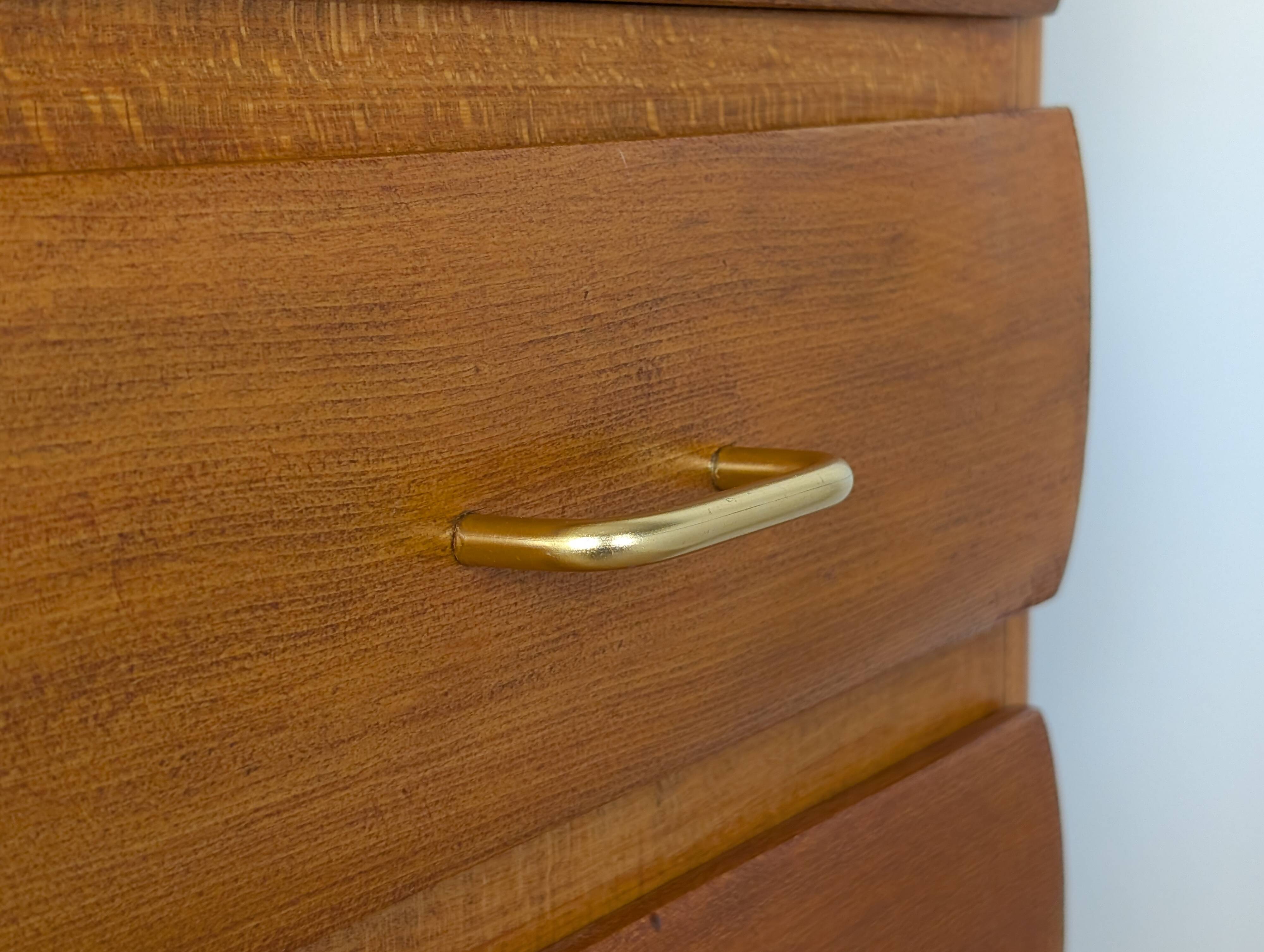 Vintage chest of drawers