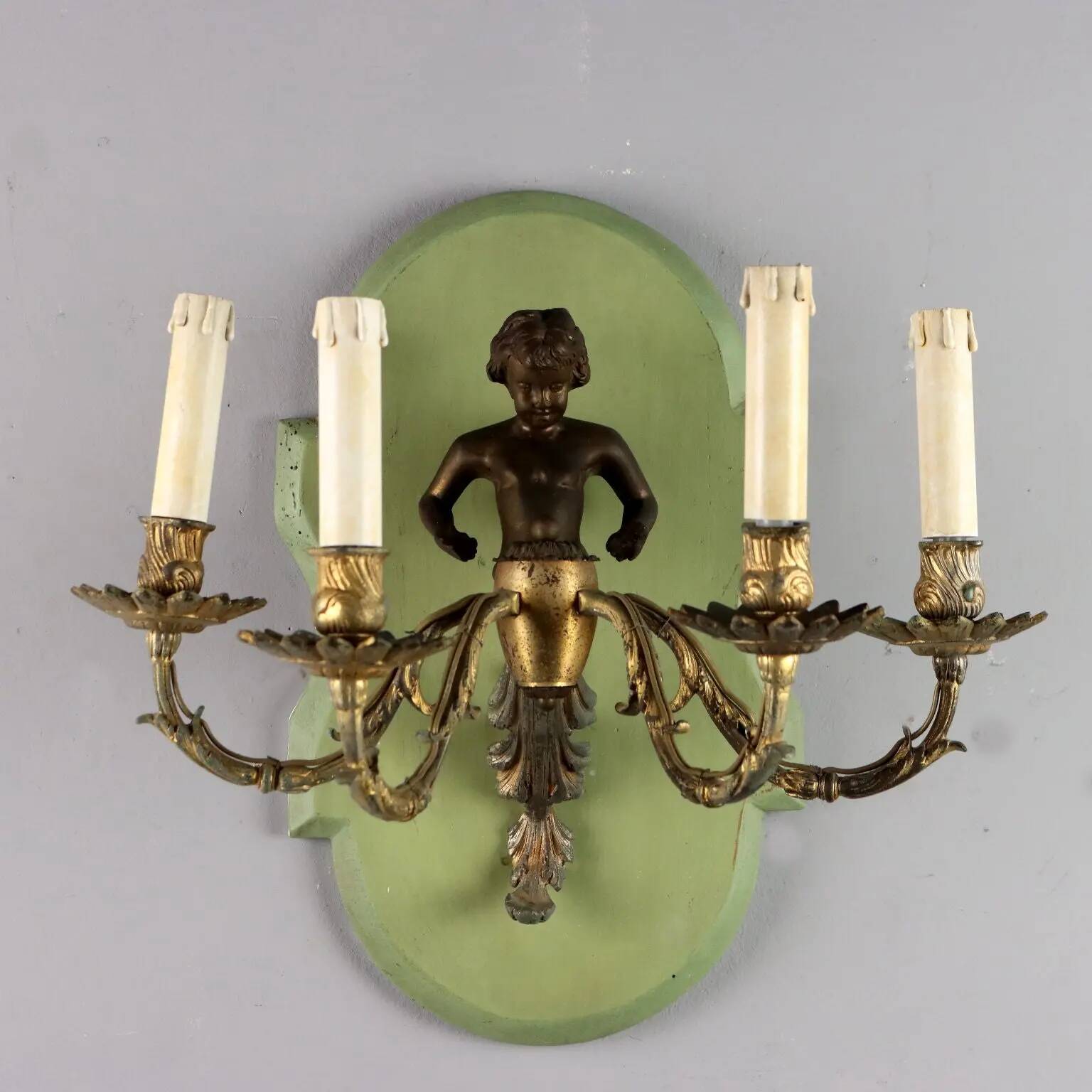 Antique wall light in gilded metal and bronze, Italy, 20th century