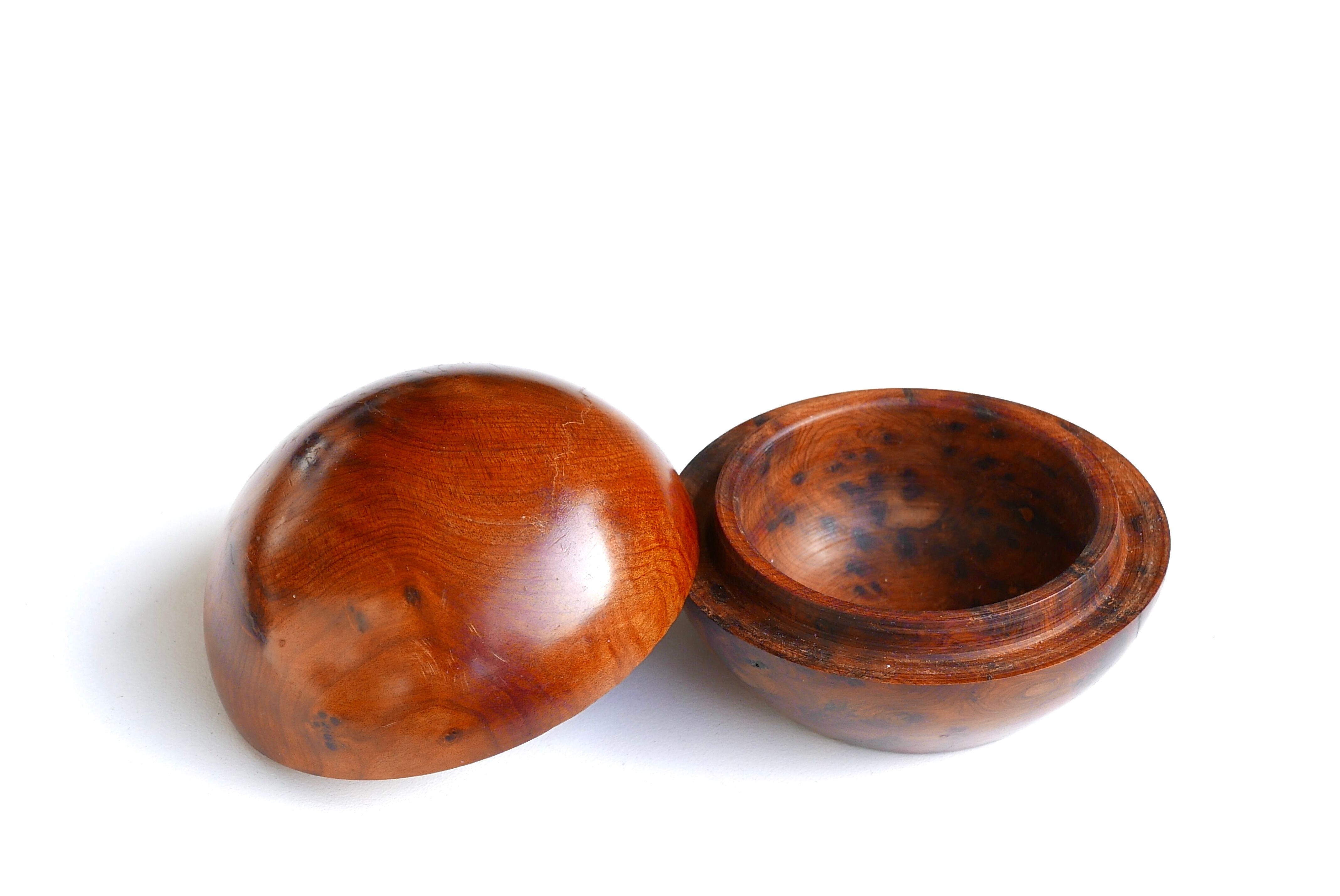 Round wooden box, 70s