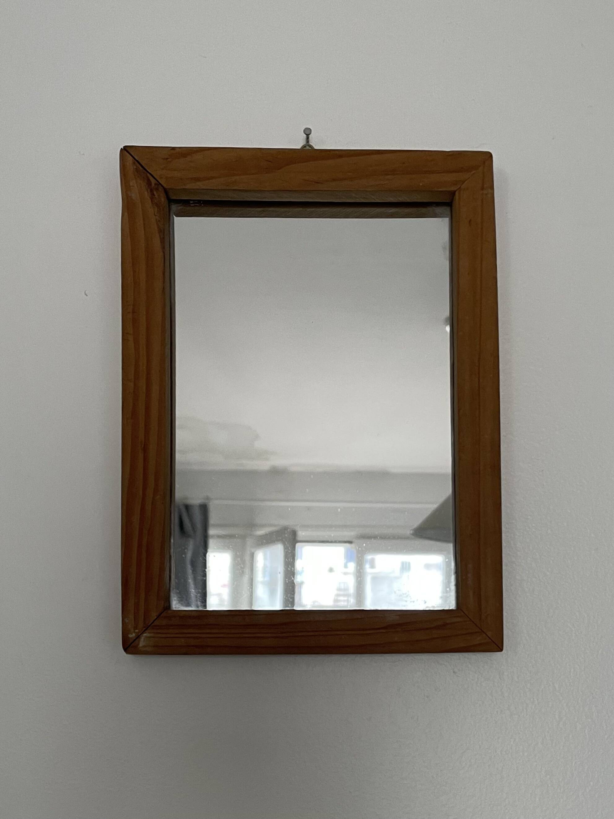 Petit miroir mural en bois 15x20cm