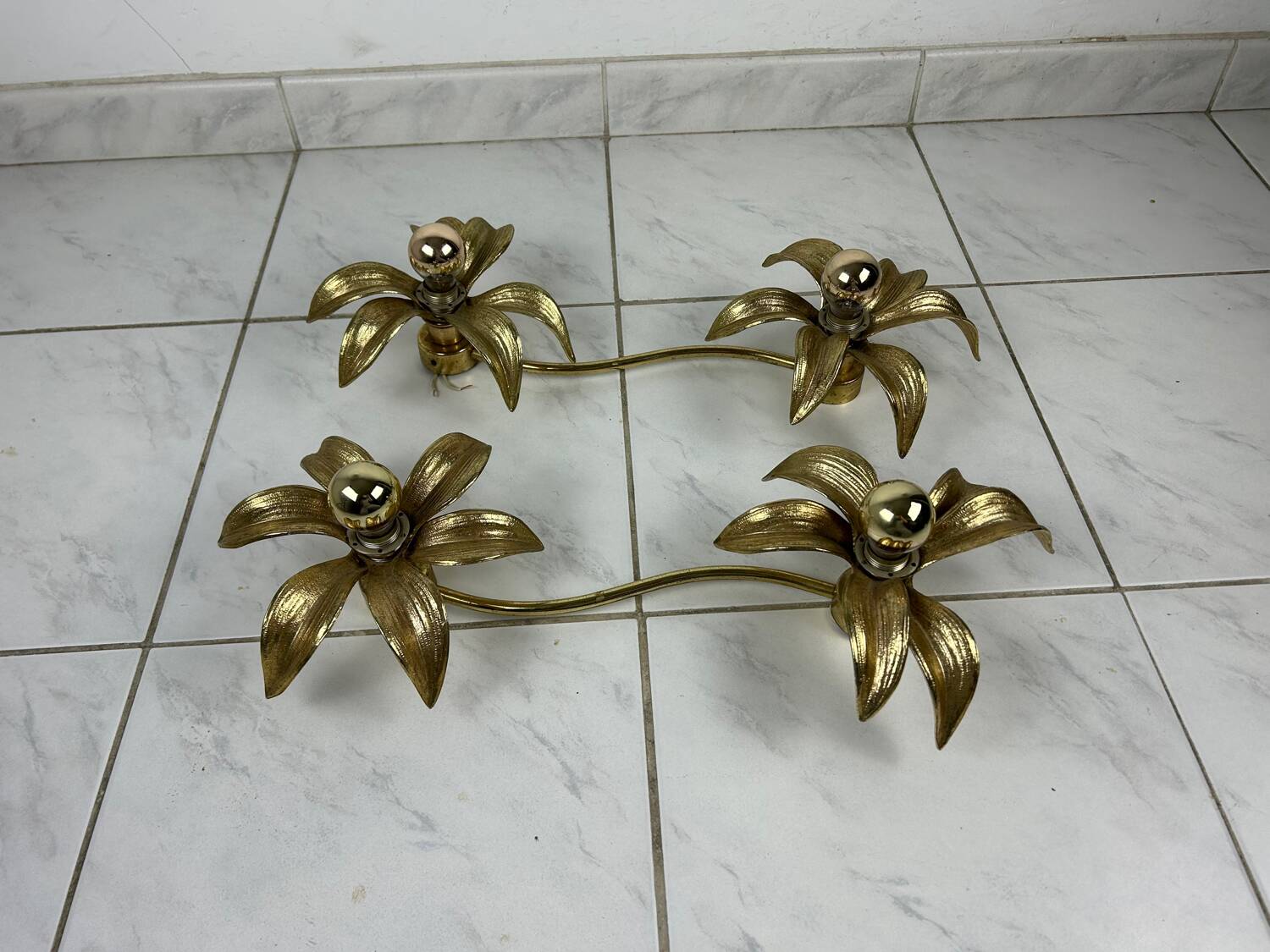 Vintage set of two messing flower wall lamps